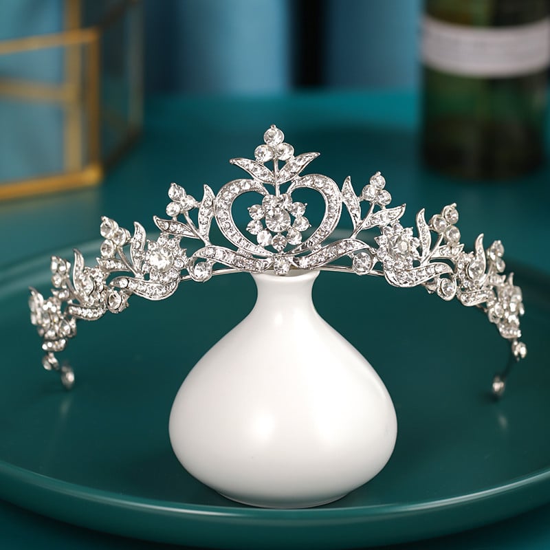 Ezüst színű Esküvői Hajkiegészítők Kristály Strasszkő Korona Olcsó Tiaras Diadems Női Hajékszerek Hercegnő fejdísz