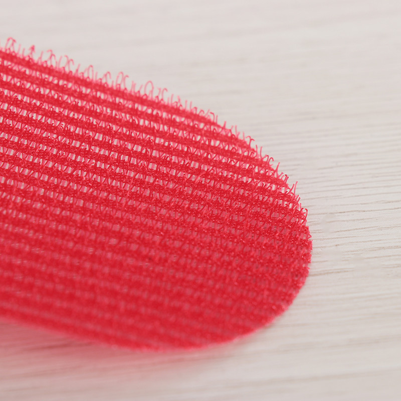 2 vnt. Vyriški plaukų griebtuvai kirpimo plaukams lipdukai Plaukų formavimo kirpimo griebtuvai Be pėdsakų plaukų laikiklis sulaužytų plaukų apdailos įrankiai