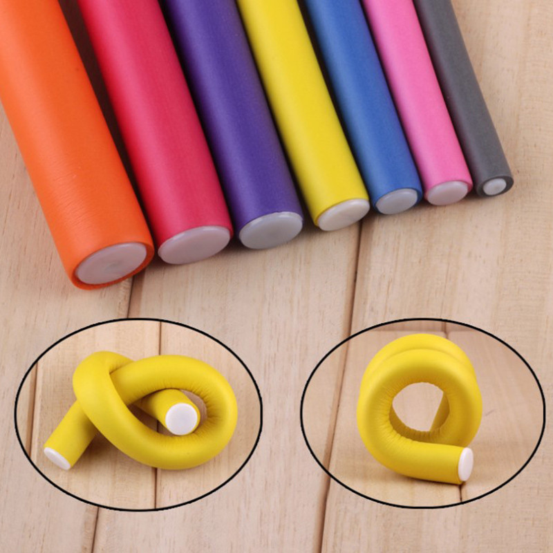 Elastīgs matu lokošanas stienis Matu ruļļi Padarīt mīkstas putas Bendy Twist cirtas DIY Rollers Veidošanas rīki 10gab (nejaušas krāsas)