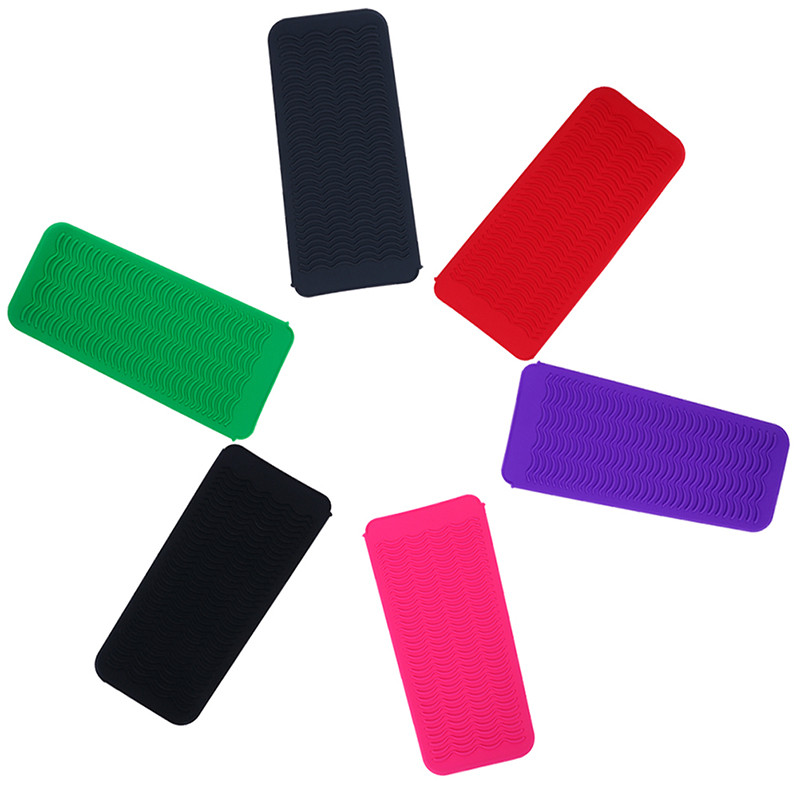 Силиконова топлоустойчива торбичка за пътна подложка за маша Преса за коса Многофункционална неплъзгаща се ютия Инструмент за оформяне на коса