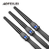 Tri kusy keramickej profesionálnej kulmy na vlasy, vlasovej ondulačnej kulmy s hruškovitým kvetom, elektrickej kulmy na vlasy a valčekovej kulmy.