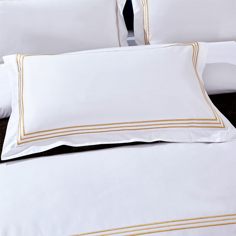 2db/Szett Luxus 100% Egypt Cotton Embroidery 5 csillagos Hotel Párnahuzatok párnahuzat Fehér párnahuzat egy pár 50*80 55*85cm
