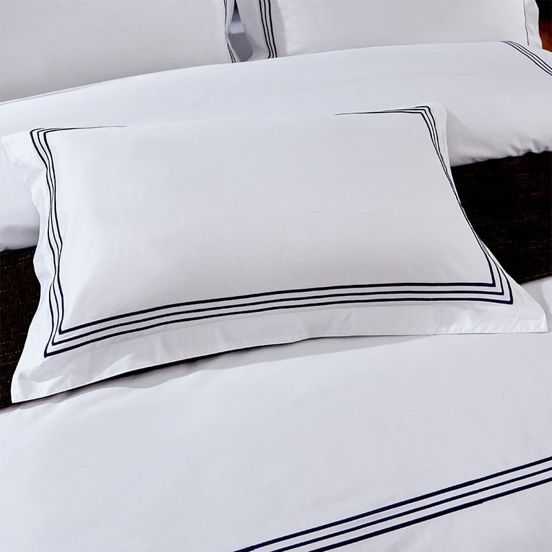 2db/Szett Luxus 100% Egypt Cotton Embroidery 5 csillagos Hotel Párnahuzatok párnahuzat Fehér párnahuzat egy pár 50*80 55*85cm