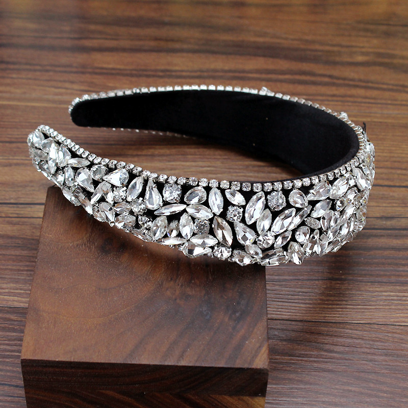 Bandă de păr lată, lucrată manual, de culoare argintie, de piatră de cristal, de lux, în stil baroc.