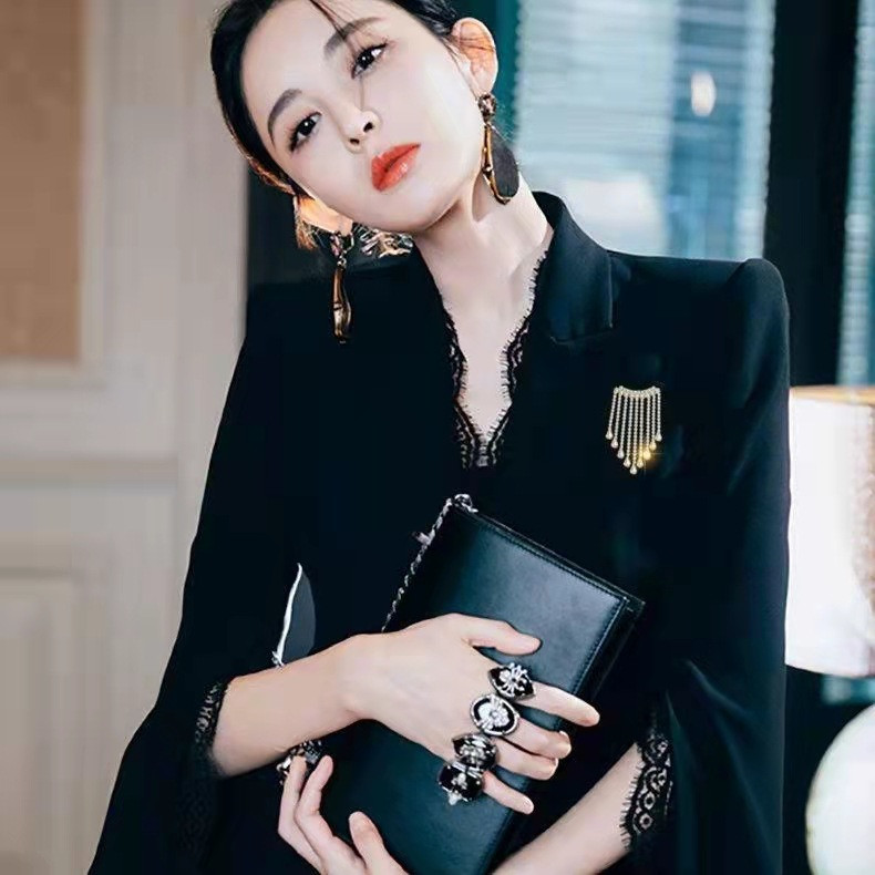Nové luxusné kórejské šperky s kamienkami, strapcami, vlásenky, osobnosť, oblek, brošňa, temperament, dámske módne doplnky s dvojitým použitím