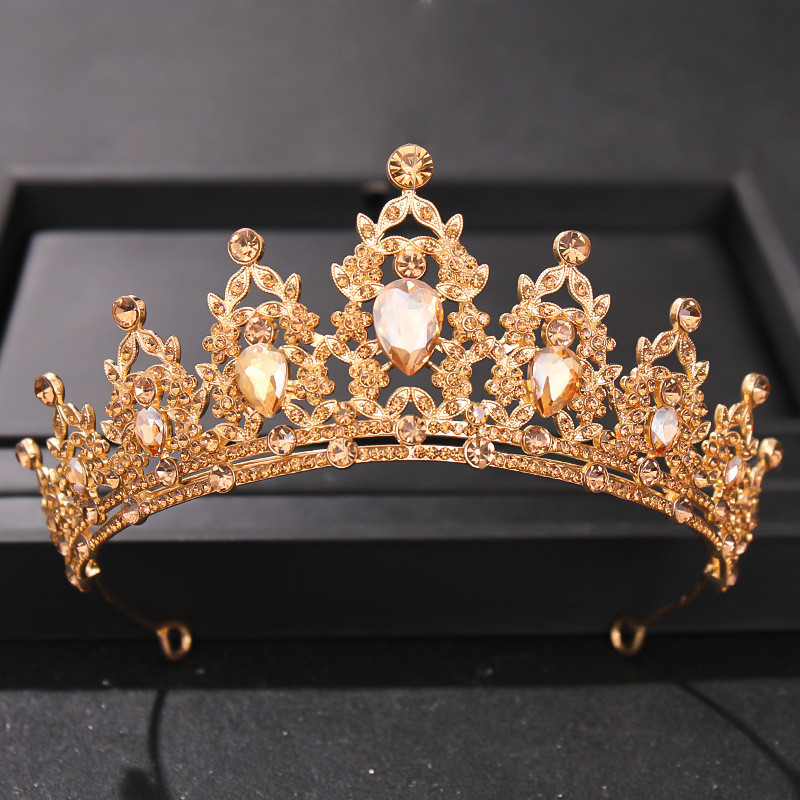 Pulmajuuksed Tiaara kristallist pruudi tiaara kroon hõbedase värvi diademloor tiaarad pulmajuukse aksessuaarid peakatted pea ehted