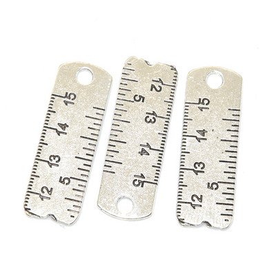 18 vnt mišraus siuvimo kolekcijos pakabukai Tibeto sidabro lydinio metalo žirklinių vamzdžių verpalų „Clew Button“ pakabukai, skirti „pasidaryk pats“ papuošalams gaminti