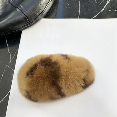 Őszi, téli műszőrme plüss hajkapcsok koreai stílusú női lányok csíptetők Aranyos cukorka színű puha szőrös fejfedők hajkiegészítők