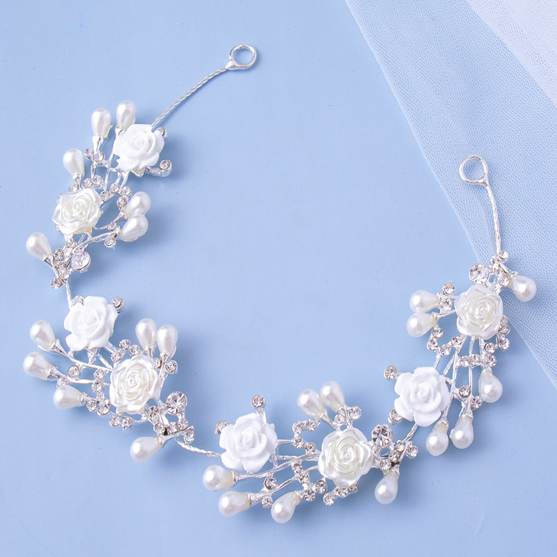 Traka za kosu srebrne boje Tijare za mladenke Ženska traka za glavu s bijelim cvijetom Modni dodaci za kosu za vjenčanje djevojaka Nakit