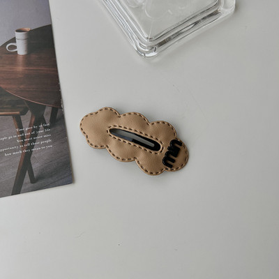 Bőr Letter Cloud Wave Edge Bobby Pin női koreai Sweet Girly Charm hajcsat Esztétikus divat Hajkiegészítők Ajándék