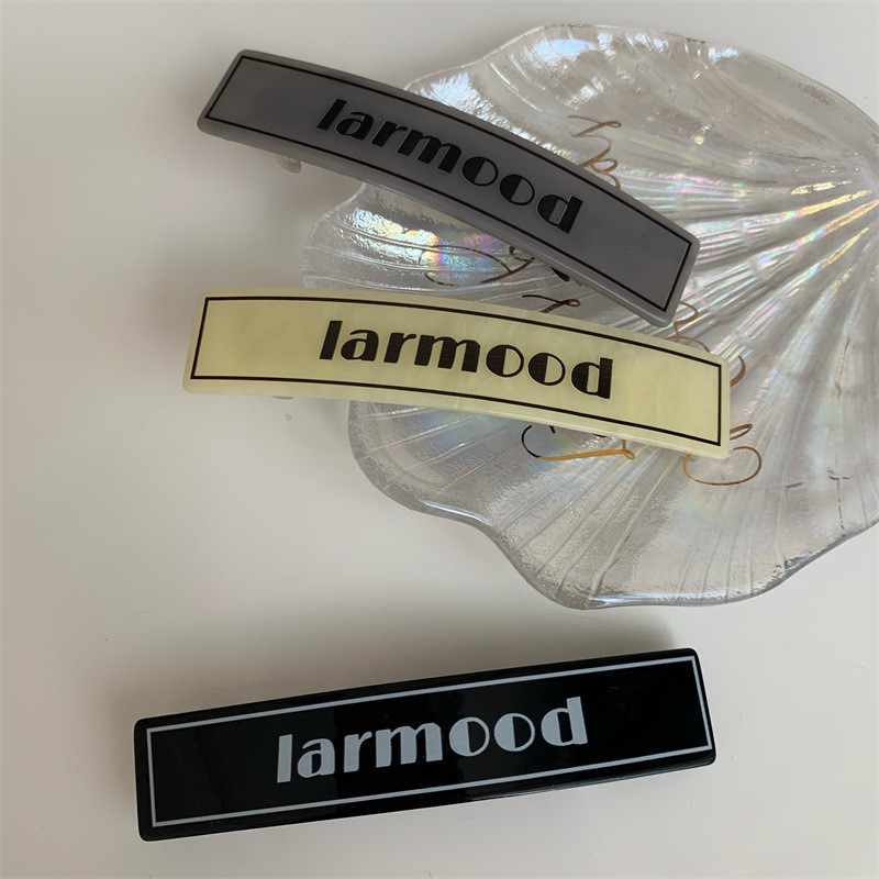 Trend Letters Lihtsad kevadised klambrid naistele Armas ja lahe esteetika Temperament juukseklambrid vabaaja võlu Mood Juukseaksessuaarid