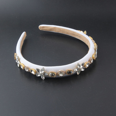 Uus värviline kristallidega inkrusteeritud käsnast kivist peapael Euroopa ja Ameerika barokkstiilis laia äärega kivist peapael