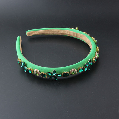 Uus värviline kristallidega inkrusteeritud käsnast kivist peapael Euroopa ja Ameerika barokkstiilis laia äärega kivist peapael