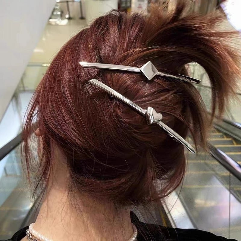 Esztétika Y2K hosszú szív hajtű nőknek Sweet Cool Charm Trend alkalmi tavaszi klip Egyszerű fém divatos hajkiegészítők Új