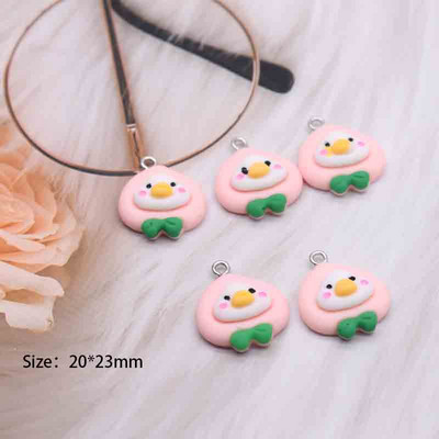 10 ks roztomilých ovocných kačičiek, krémových gumových živicových príveskov pre DIY dekorácie náušníc, náhrdelníkov, módnych šperkov a doplnkov