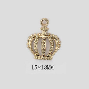 10db/tétel Arany színű Fém Princess Crown Charms medál barkács karkötő Kiegészítők ékszerekhez Kézzel készített kézműves anyagok