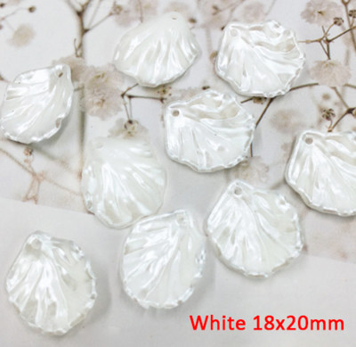 30 buc/lot ABS imitație de perle Shell Petală Floare Piesă Breloc pandantiv pentru Cercei lucrați manual Brățară Colier Fabricare de bijuterii