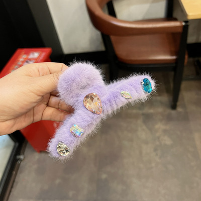 Värvilised rhinestones lillelised plüüskarva küünised naistele armsad esteetilised võlud tüdrukute juukseklambrid Harajuku Y2k juukseaksessuaarid