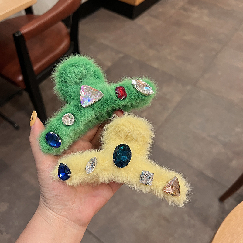 Värvilised rhinestones lillelised plüüskarva küünised naistele armsad esteetilised võlud tüdrukute juukseklambrid Harajuku Y2k juukseaksessuaarid