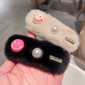 Uus plüüsis armas naeratav näopärlijuuksenõel magusa armsa romantilise Y2k esteetilise juukseklambri jaoks Korea moe juuste aksessuaaride kingituseks