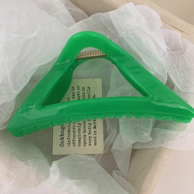 Geomeetria ebaregulaarne kolmnurk, õõnes, ühevärviline äädikhappega juukseküünised, meigid juukseklambrid puhkuseks mõeldud juuste aksessuaarid naistele