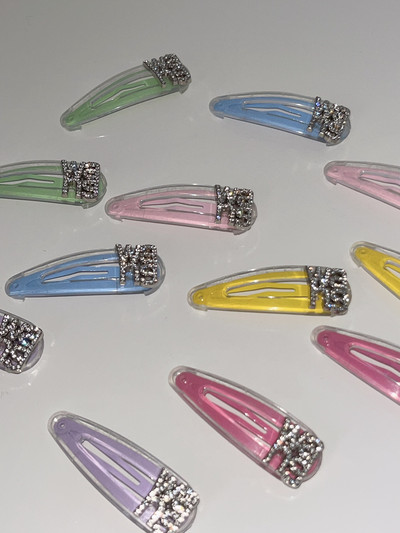 Saldainių spalvos Kalnų krištolo raidė Bobby Pin Sweet Cute Charm Girly Trend Plaukų segtukas moterims Estetinės mados plaukų aksesuarai Dovana