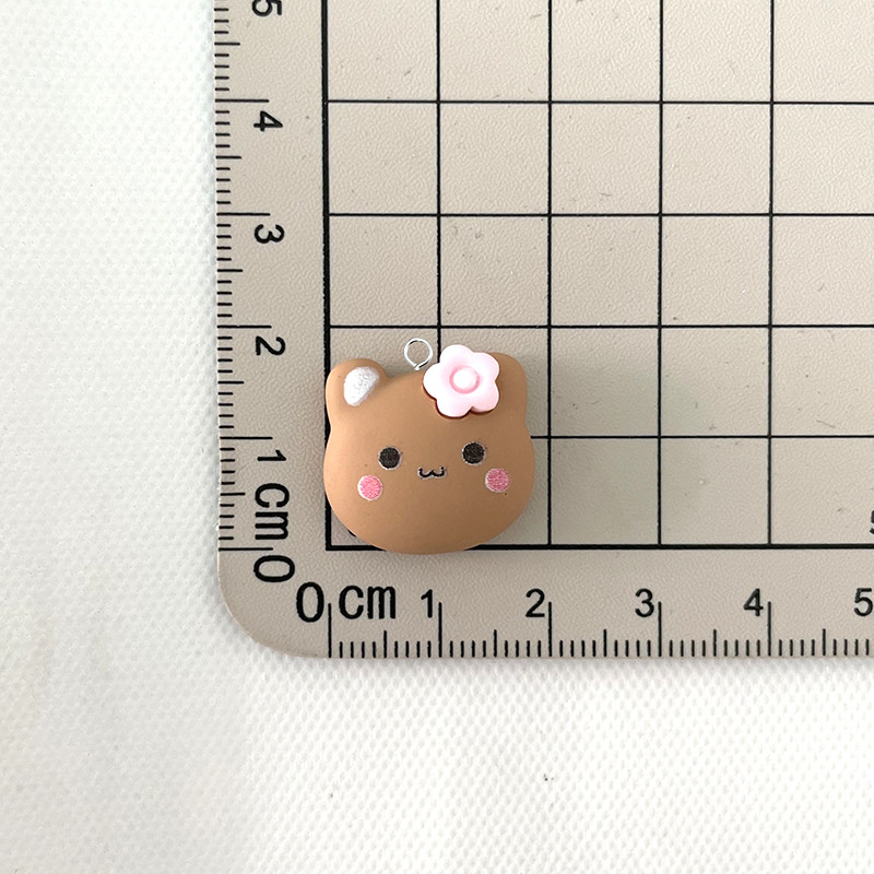10db/csomag Kawaii Flower Rabbit Bear Resin Charms Lovely Cartoon Animal medál fülbevalóhoz Kulcstartó barkács ékszerkészítés
