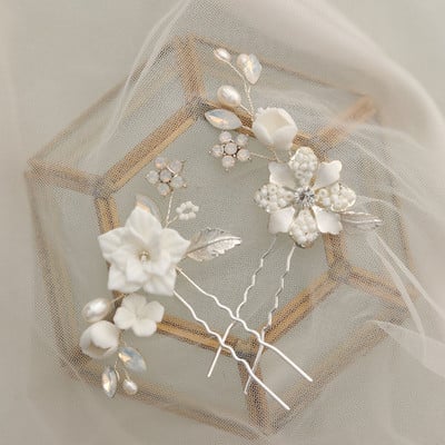 Floralbride Ručno izrađeni keramički cvijet Slatkovodni biseri Svadbena igla za kosu Vjenčana naljepnica za kosu Ženski nakit Dodaci za kosu