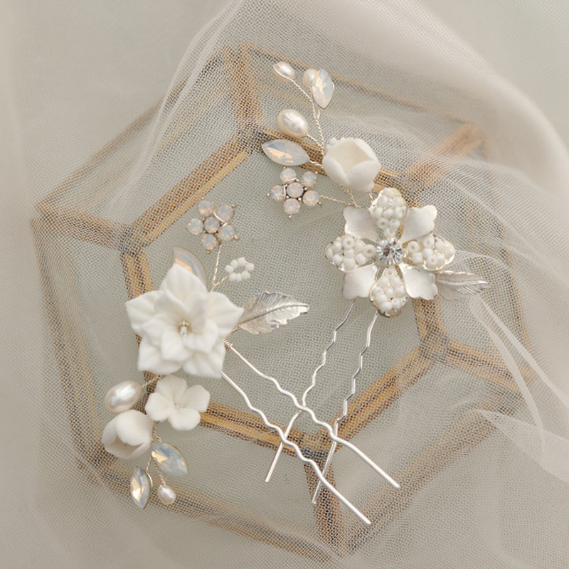 Floralbride Ručno izrađeni keramički cvijet Slatkovodni biseri Svadbena igla za kosu Vjenčana naljepnica za kosu Ženski nakit Dodaci za kosu