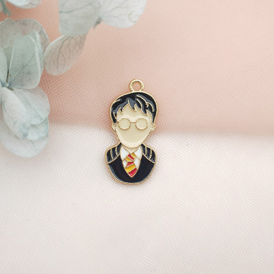 10 tk sulamist amulett multifilmi ripats Magic kooliarm kaelakee jaoks käevõru DIY tarvikud ehted võtmehoidja võlu ehted amulettid