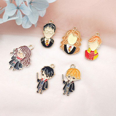 10 tk sulamist amulett multifilmi ripats Magic kooliarm kaelakee jaoks käevõru DIY tarvikud ehted võtmehoidja võlu ehted amulettid