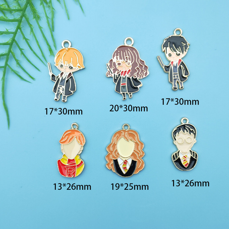 10 tk sulamist amulett multifilmi ripats Magic kooliarm kaelakee jaoks käevõru DIY tarvikud ehted võtmehoidja võlu ehted amulettid