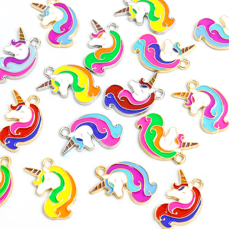 10 tk. Mix Styles Email Vikerkaar Ükssarviku sarvikud Värvilised sulamist ripatsid Amuletid kaelakee Ehted Leidmine Õnnelik kingitus