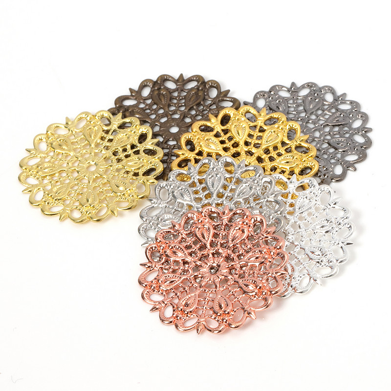 20 tk/partii 25 mm lilled filigraansed ümbrised õõnsad paabulinnu sulgedega ühendused. 