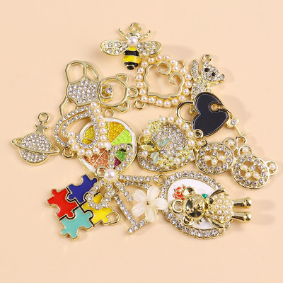 4 buc. Brelocuri excelente de cristal pentru ochi rele Pandantive de coliere, brățări, cercei, artizanat, artizanat, accesorii pentru bijuterii