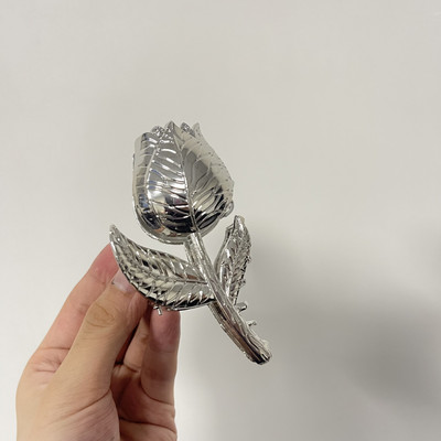 Νέο χρυσό ασημί κλιπ μεταλλικό νύχι τουλίπας για γυναίκες Γλυκό δροσερό δημιουργικό κλιπ καρχαρίας γούρι Κορεατική αισθητική Δώρο αξεσουάρ μαλλιών