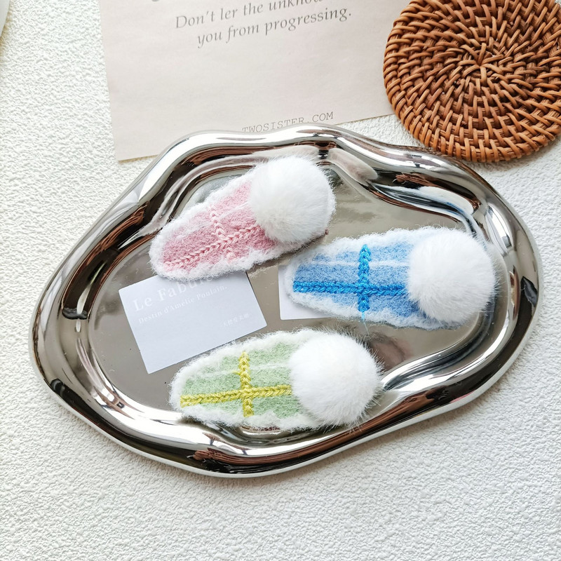 Γλυκιά χαριτωμένη βελούδινη μπάλα Bobby pin για γυναίκες Girly αισθητική Lovely Charms Trend Snap Clips Χειμερινά casual μόδα αξεσουάρ μαλλιών