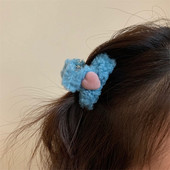 Įvairių spalvų vilnos pliušinių raidžių mini plaukų segtukas moterims Saldus mielas mergaičių žavesys plaukų segtukas Estetinė madinga plaukų aksesuarai dovana