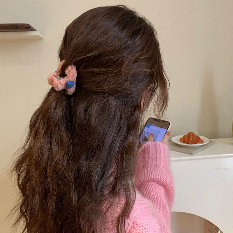 Įvairių spalvų vilnos pliušinių raidžių mini plaukų segtukas moterims Saldus mielas mergaičių žavesys plaukų segtukas Estetinė madinga plaukų aksesuarai dovana