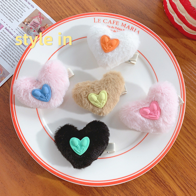 Višebojni plišani cvijet ukosnica u obliku srca ljubavi za žene Slatki šarm Estetska kopča za kosu za djevojčice Korejski modni dodaci za kosu Poklon