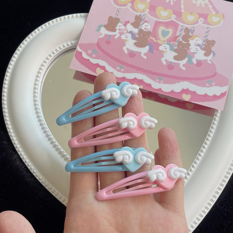 Aranyos Wings Love Bobby Pin nőknek Gyengéd, édes lányos Esztétika Clipek Temperamentum Báj Alkalmi divatos hajkiegészítők