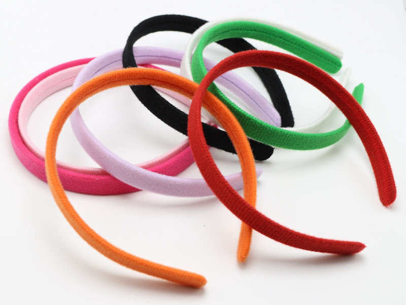 6 mišrių spalvų aksominis audinys, padengtas Alice plaukų juosta, 15 mm plaukų aksesuaras