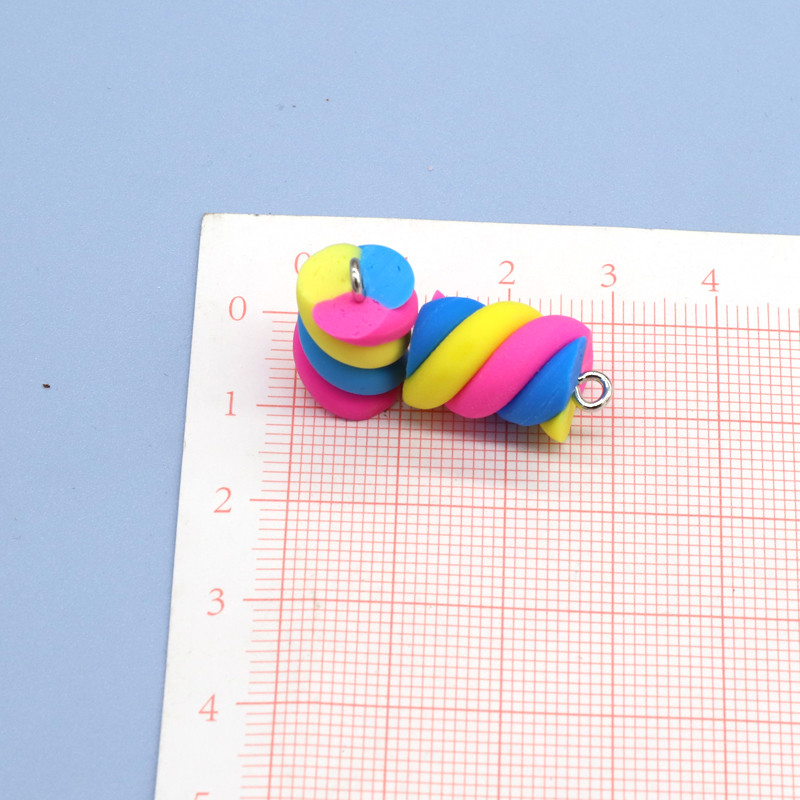 10 бр./Партиди Цветни лепкави обеци Талисмани от смола Сладък макарон Спираловидни хранителни висулки за гривна Колие Изработка на бижута F355