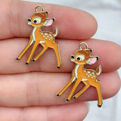 10db Ötvözet Zománc Bűbáj Rajzfilm Mókus Nyúl Szarvas Medál DIY Kulcstartó Nyaklánc Medál Ékszer Kiegészítők Anime Charms