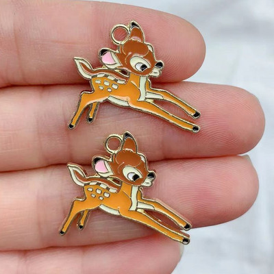 10db Ötvözet Zománc Bűbáj Rajzfilm Mókus Nyúl Szarvas Medál DIY Kulcstartó Nyaklánc Medál Ékszer Kiegészítők Anime Charms