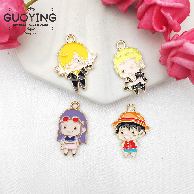 10db Alloy Drip Charm klasszikus rajzfilm anime karakteres fülbevaló medál barkács kulcstartó karkötő medál ékszer kiegészítők