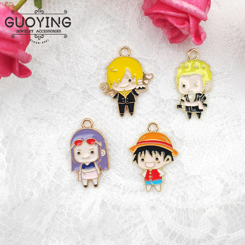 10db Alloy Drip Charm klasszikus rajzfilm anime karakteres fülbevaló medál barkács kulcstartó karkötő medál ékszer kiegészítők
