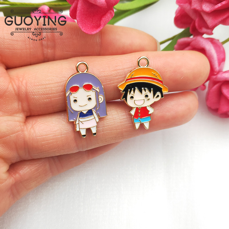 10db Alloy Drip Charm klasszikus rajzfilm anime karakteres fülbevaló medál barkács kulcstartó karkötő medál ékszer kiegészítők