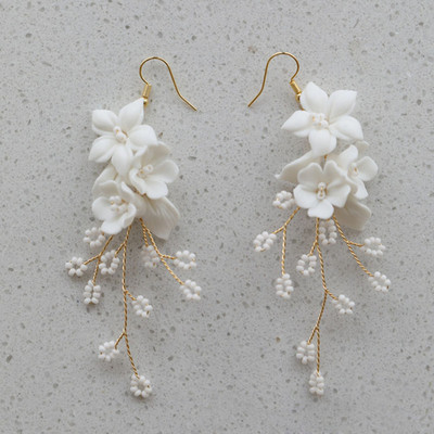 SLBRIDAL Χειροποίητο INS Κεραμικά λουλούδια Πέρλες Νυφικό Σετ καρφίτσα μαλλιών Αυτοκόλλητο μαλλιών γάμου Αξεσουάρ μαλλιών Γυναικεία κοσμήματα μαλλιών