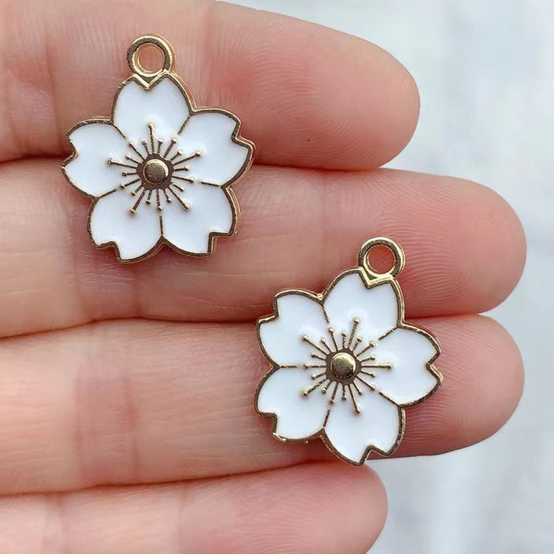 10 vnt 17*21mm Mieli emaliuoti gėlių pakabukai papuošalams gaminti Mieli sakurų pakabukai, karoliai, raktų pakabukas, pasidaryk pats, gaminimo priedai